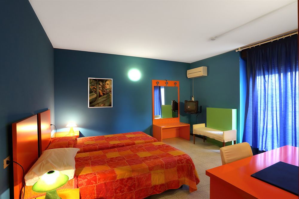 Hotel Aquamaris Sala Baganza Exterior photo