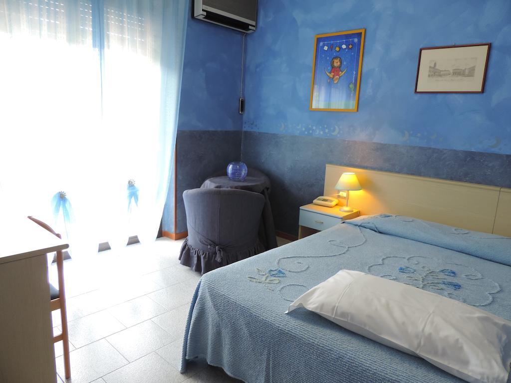 Hotel Aquamaris Sala Baganza Room photo
